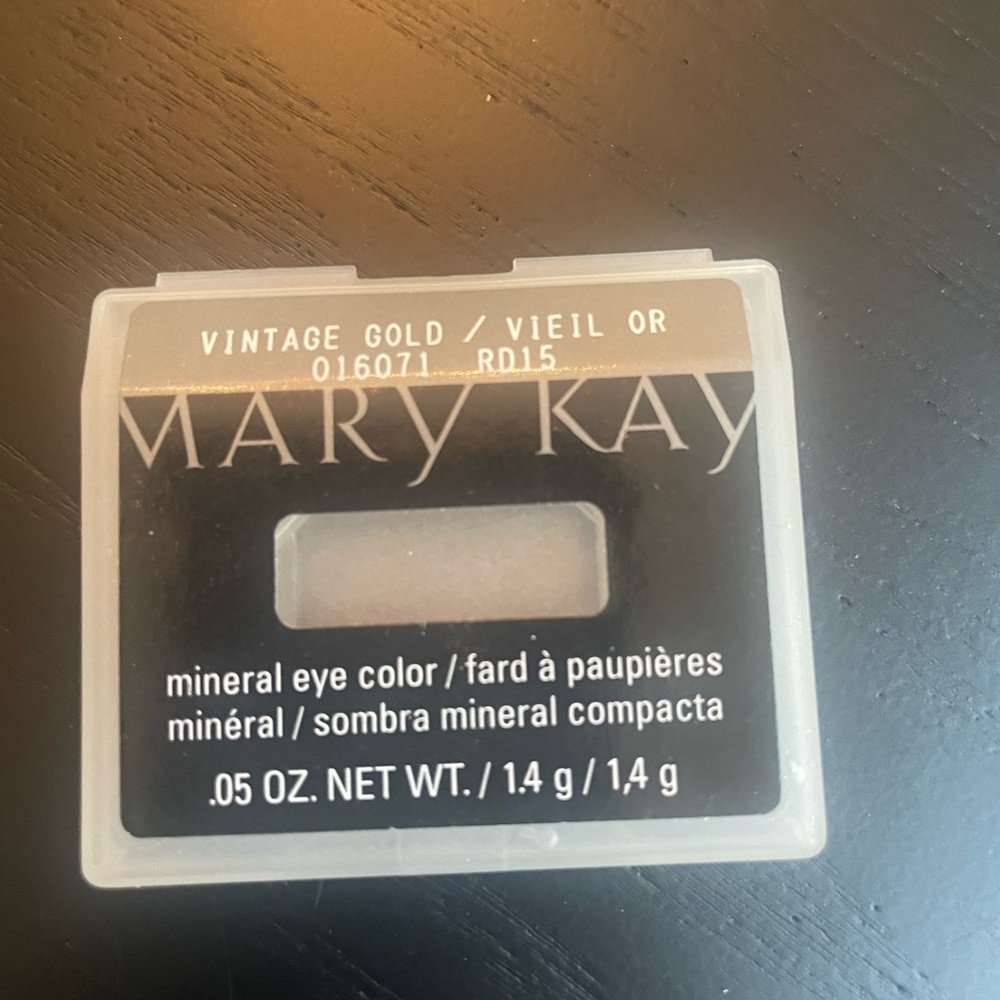 COPY - Mary Kay Vintage Gold Mineral Eye Color